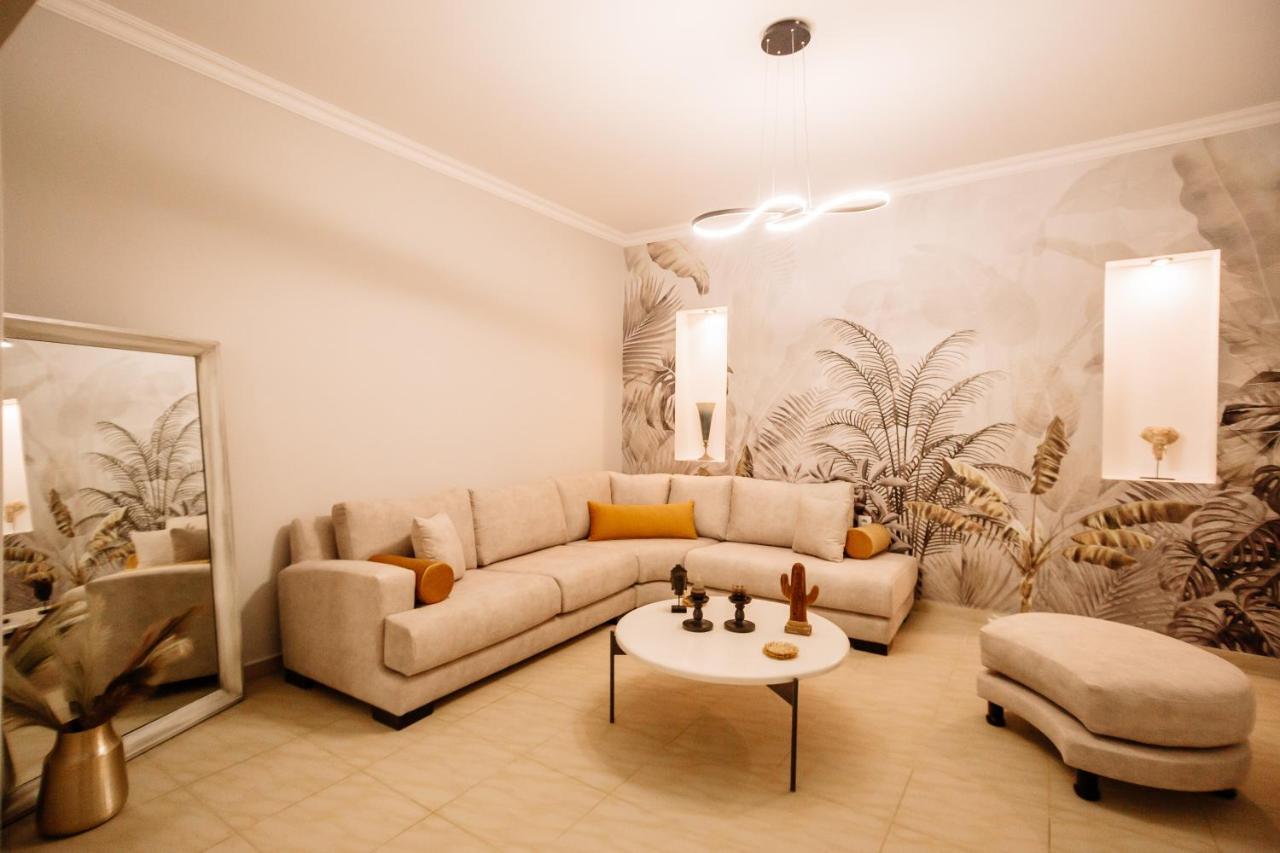 Villa Ellania Ambelokipoi  ภายนอก รูปภาพ